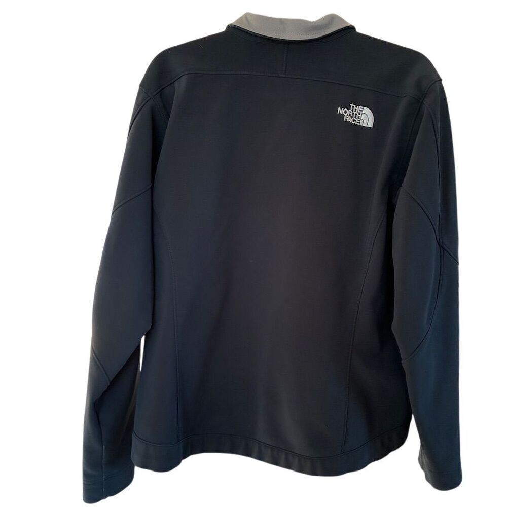 The North Face Men's Black Softshell Jacket Size M Weather Resistant - Picture 2 of 8
